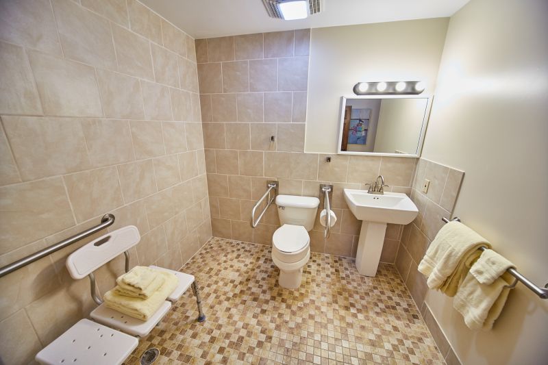 Shower with Built-in Seating and Niche